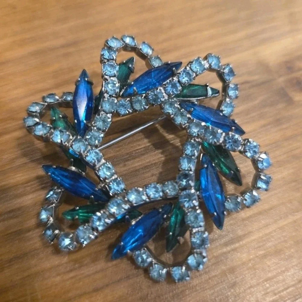 Aqua Blue Clear 2‎ Inch Prong Brooch Pin BEAUTIFUL